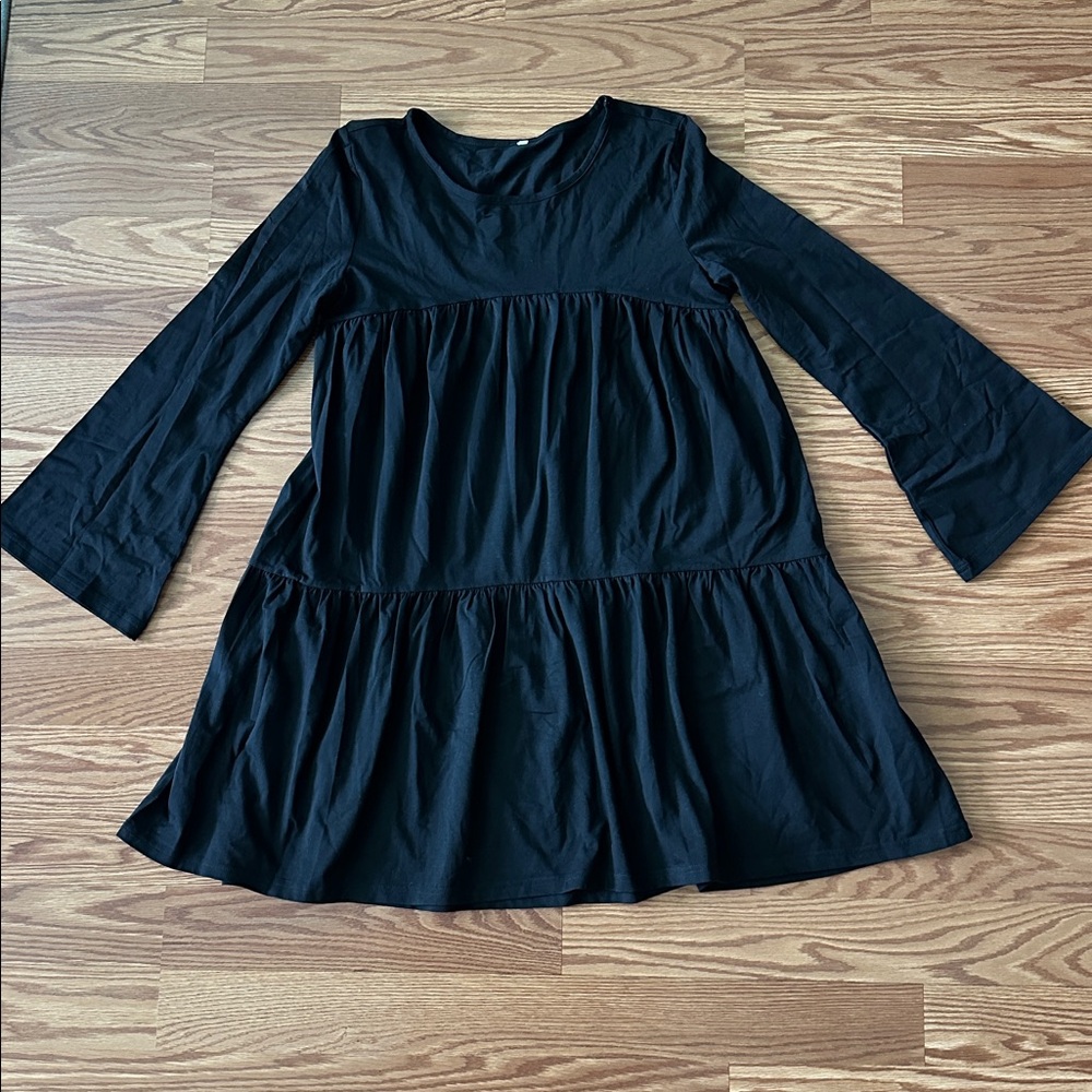 Maternity dress in black